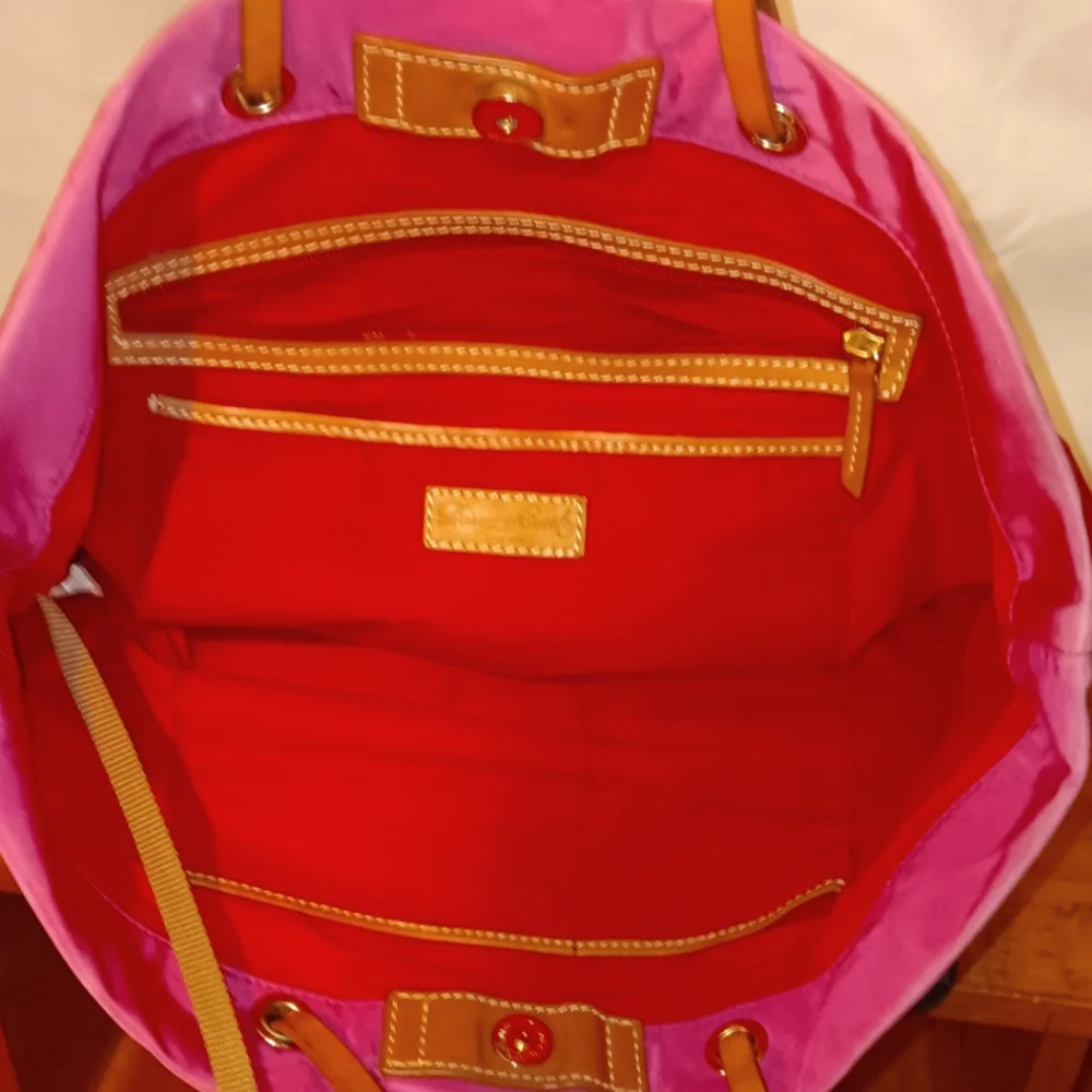 Bright pink Dooney and Burke Purse - Picture 9 of 9